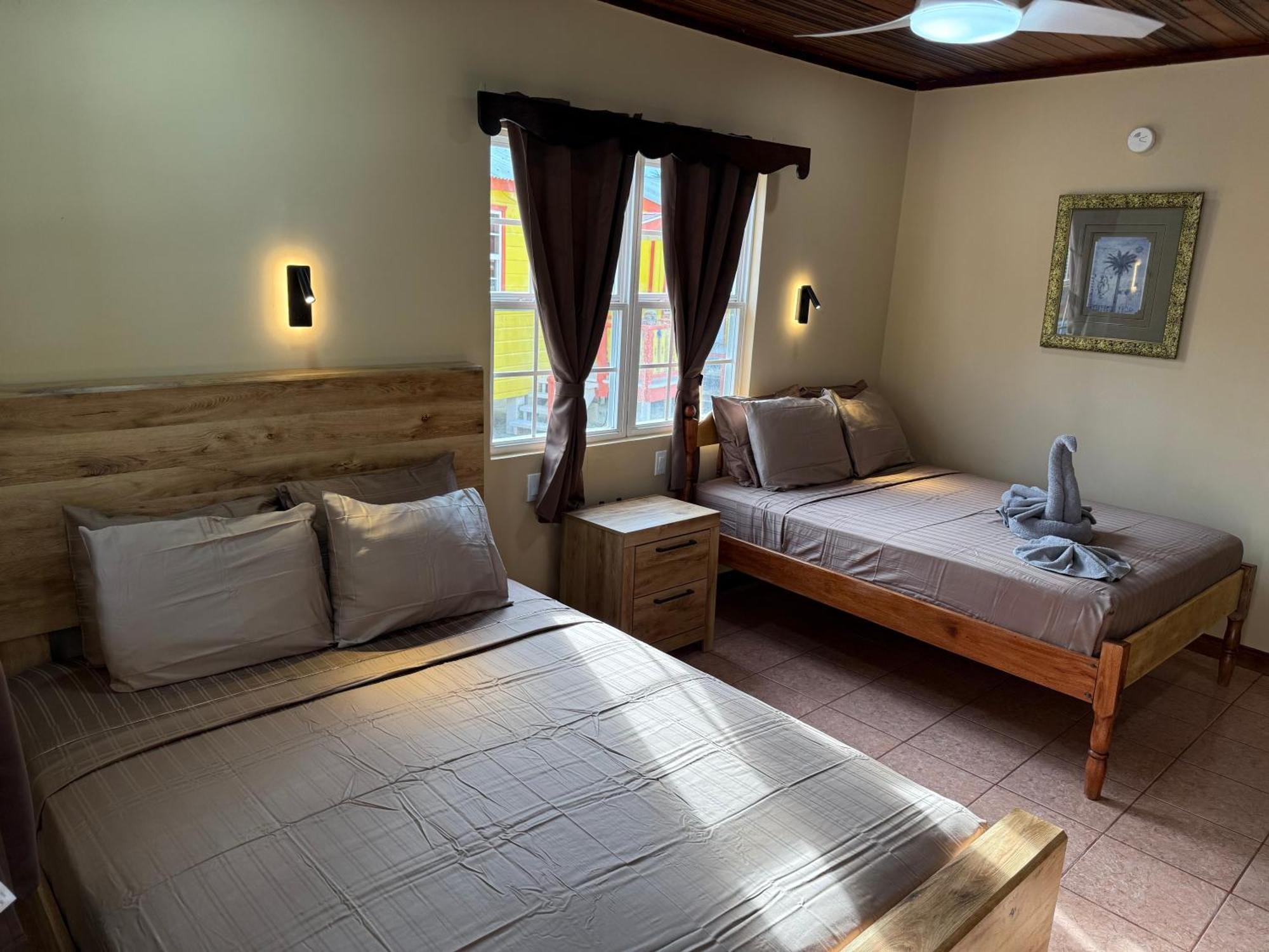 Tropical Paradise Caye Caulker Εξωτερικό φωτογραφία